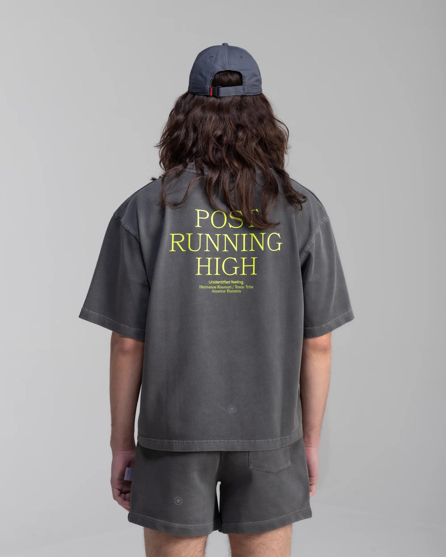 Hermanos Koumori Post Running High Washed Camiseta negra - Odda running