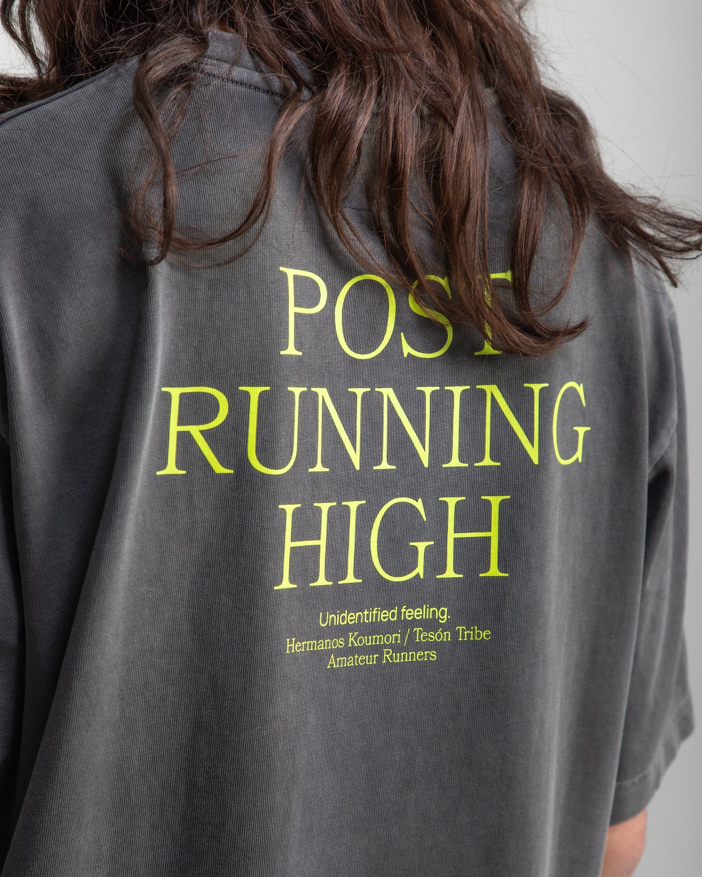 Hermanos Koumori Post Running High Washed Camiseta negra - Odda running