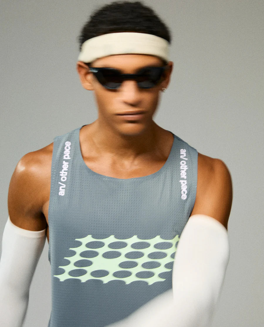 Hermanos Koumori Camiseta Singlet training gris