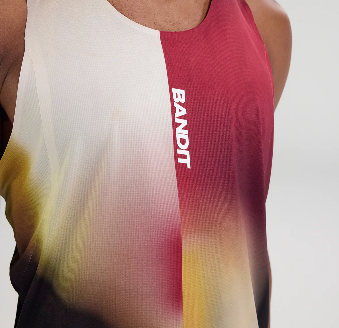 Bandit Camiseta Drift™ Racing Singlet - Dijon / Vino Gradient - Odda running