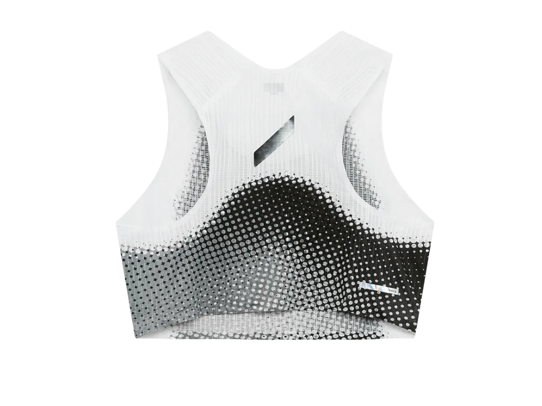 Soar W Camiseta Crop Race Vest - Negro / Blanco - Odda running