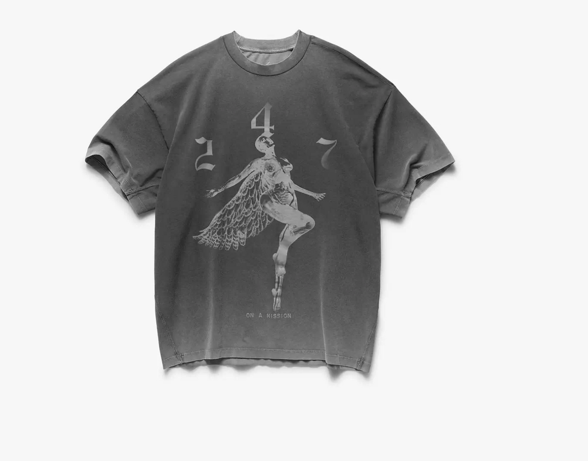 247 Camiseta Fallen Angel Graphic T-Shirt