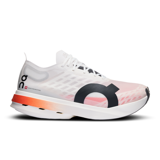 ON Zapatillas Cloudboom Strike Men White Black - Odda running