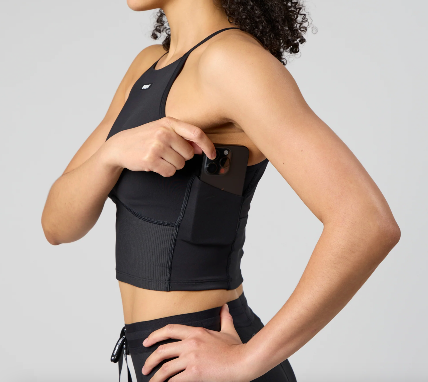 Bandit W Top Stamina™ 6 Pocket Nova Crop - Negro - Odda running