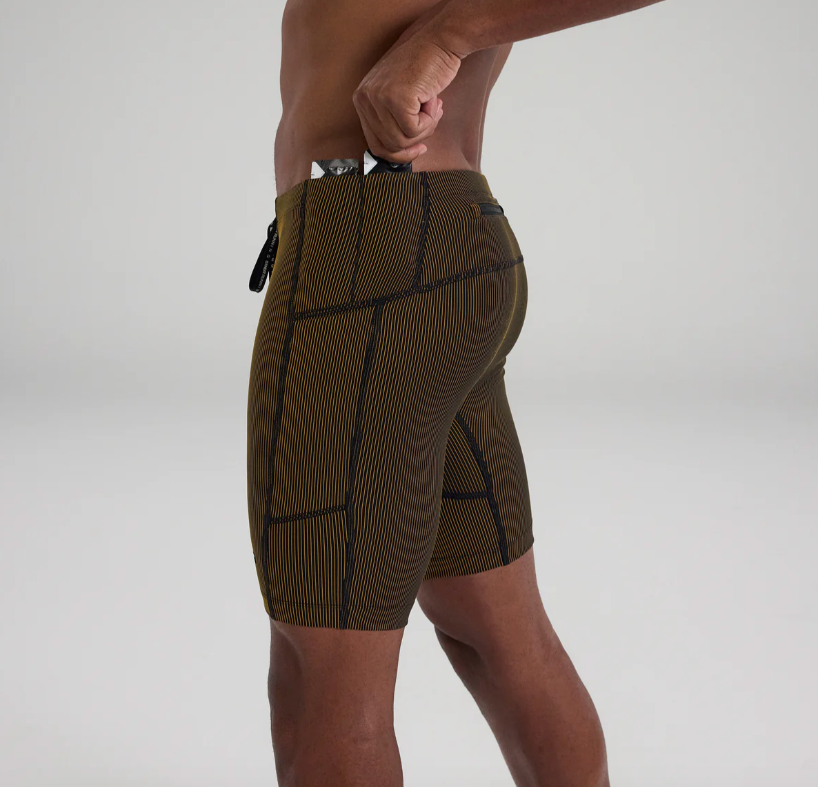 Bandit Shorts Striped Cadence™ 7 Pocket Half Tights - Negro / Dijon
