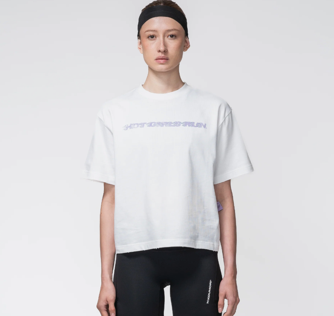 Hermanos Koumori W Camiseta 'Hot Girls' - Blanca - Odda running